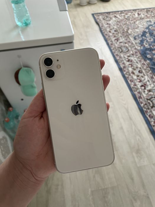 Айфон 11 с коробкой