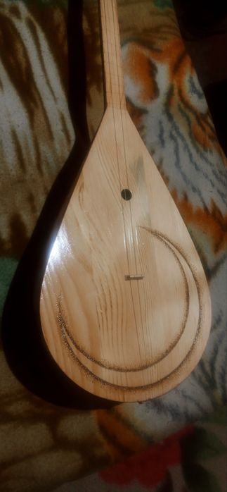 Домбра ручной работы. Продам