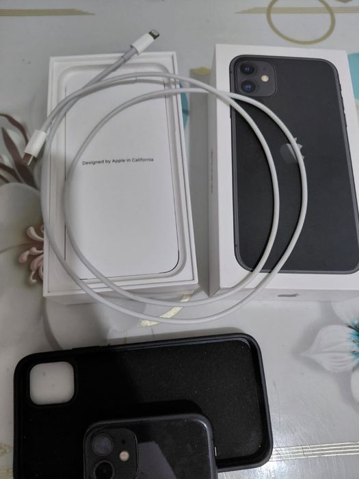 Айфон 11.64гб ...