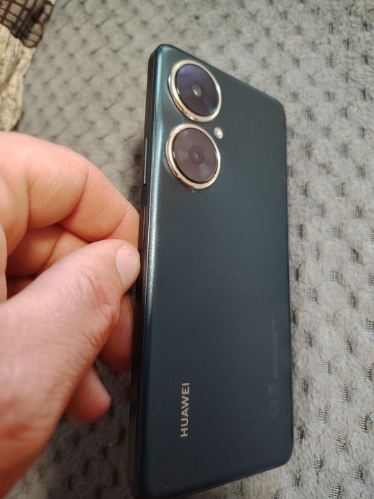Vând HUAWEI nova 11i