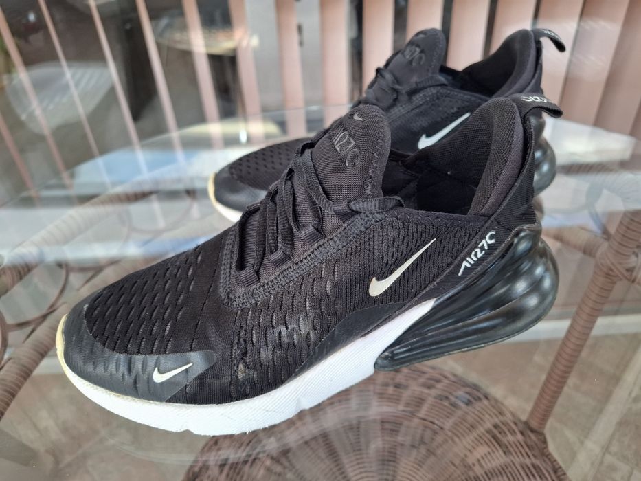 Оригинални маратонки Naik Air Max 270