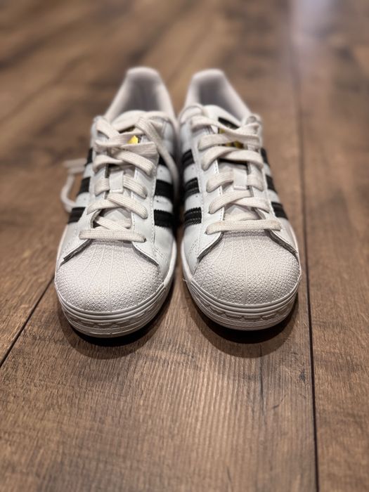Adidas superstar 36