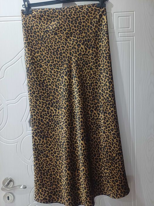 Дамска пола Зара