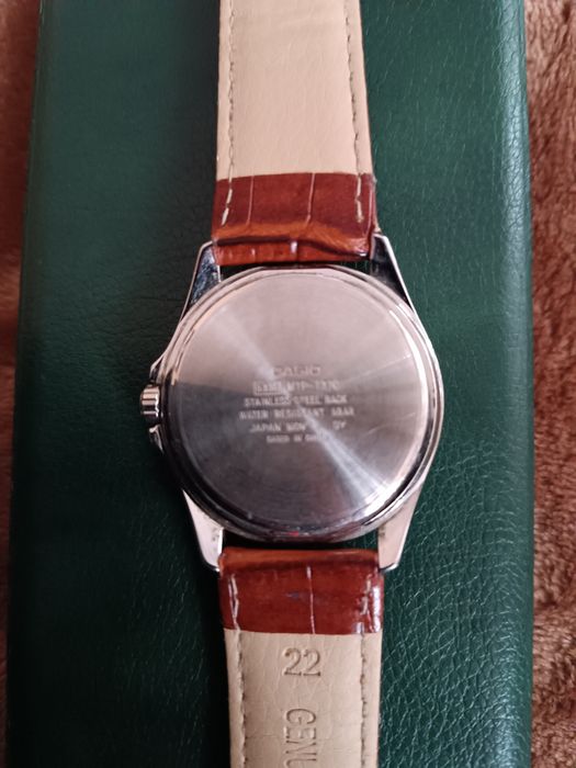 Продам часы casio (Касио).