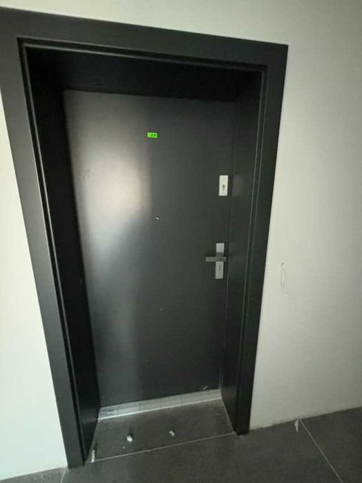 Продава се Двустаен апартамент в Варна, Възраждане 1 - 70 кв.м за 911 €/кв.м - Снимка #3