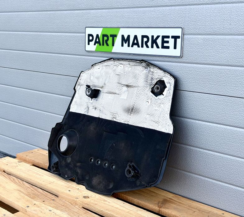 Капак двигател AUDI A6 A7 Q7 3.0TDI CRT