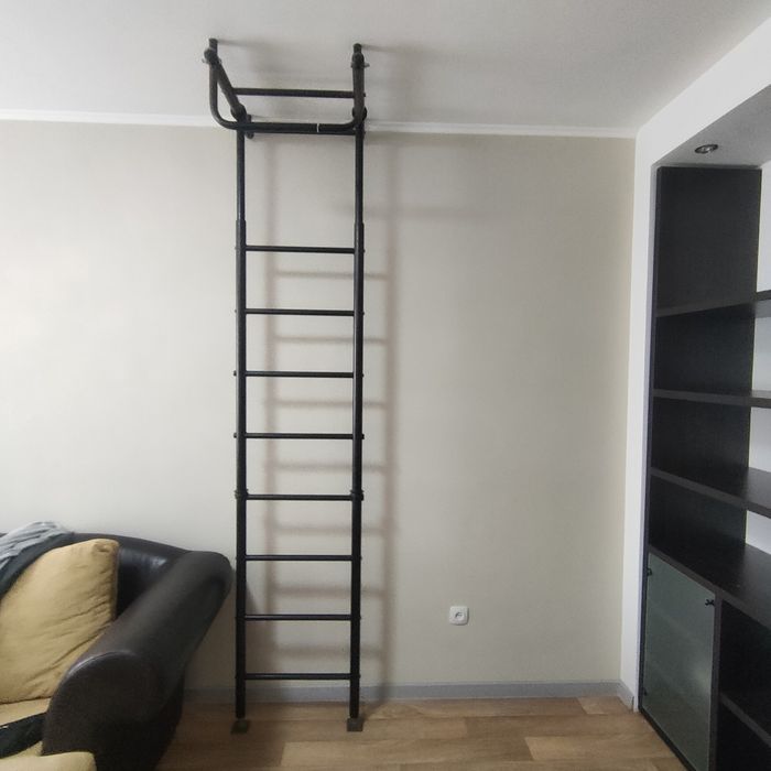 Шведская стенка турник