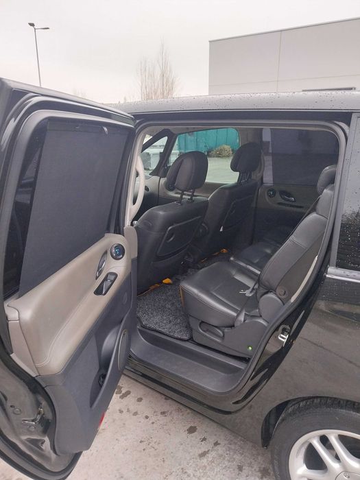 Renault Espace Initiale Paris 2.0 turbo benzina