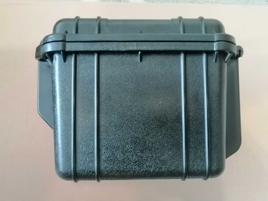 Водолазен комуникатор/Комуникатор за един или двама водолази.