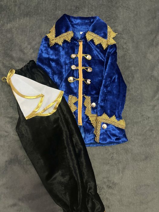 костюм нарядный детский