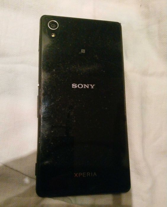 Xperia M4 Aqua si Galaxy S5 Mini
