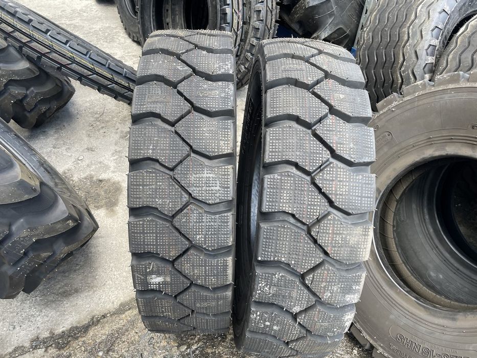Anvelopa 8.25-15 FOREVER 14PR  Cauciucuri tractor, Fiat, Case, Fendt, John Deere, New Holland, Massey Ferguson, UTB   Cauciucuri tractor, Fiat, Case,