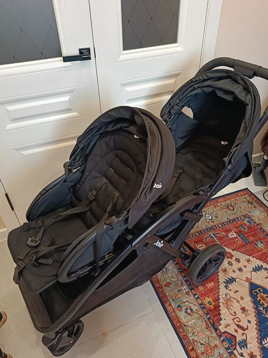 Коляска для двойни Joye,прогулочная