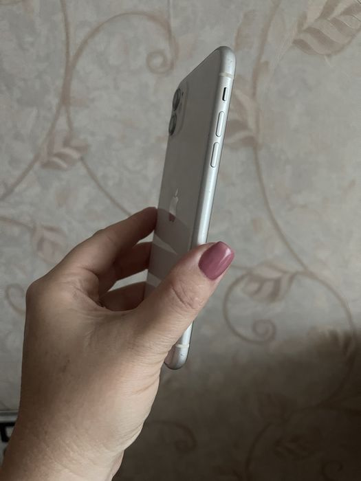 Iphone 11 в отличном  состоянии