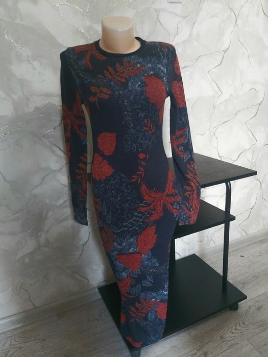 Разные платья женские