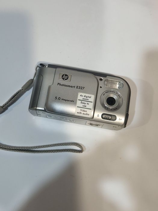 Aparat Photo  HP Nou  perfect funcțional