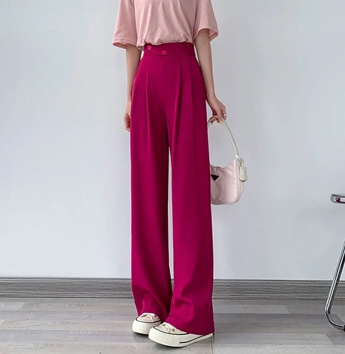 Женские малиновые брюки с завышенной талией