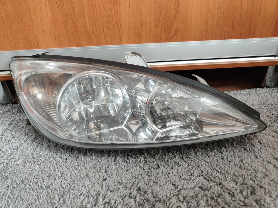 Продам фары Камри 30 Америка