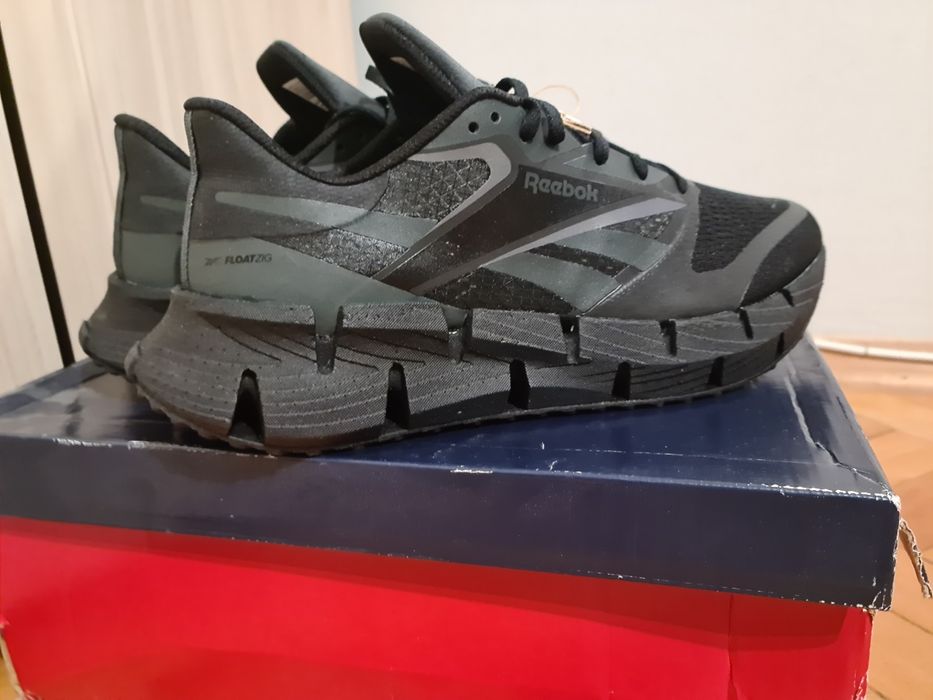 Маратонки Reebok N45-29,5см