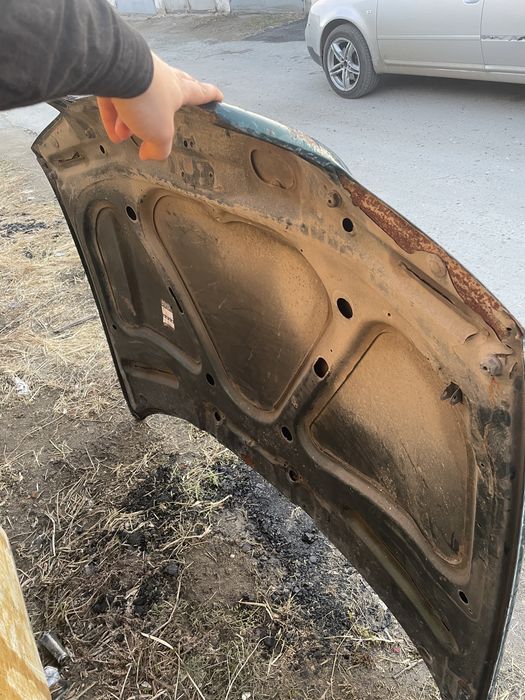 Капот Ауди А4 Б5