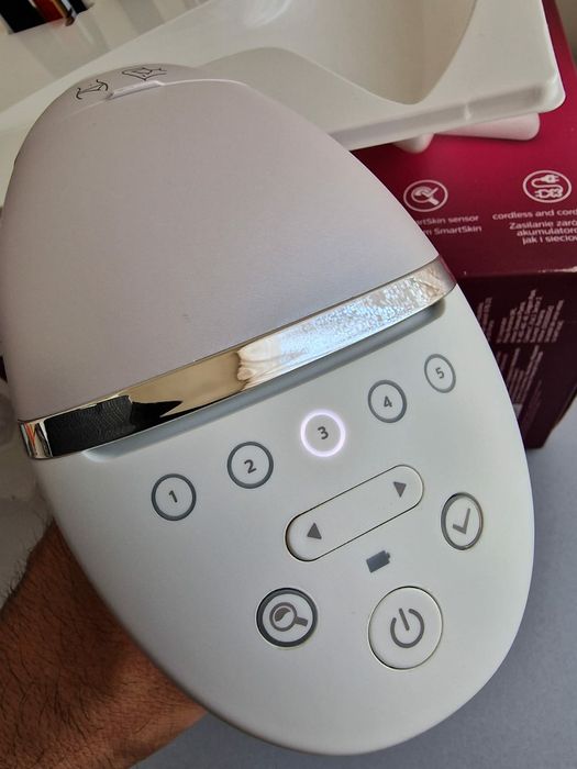 Epilator IPL PHILIPS Lumea Prestige BRI953