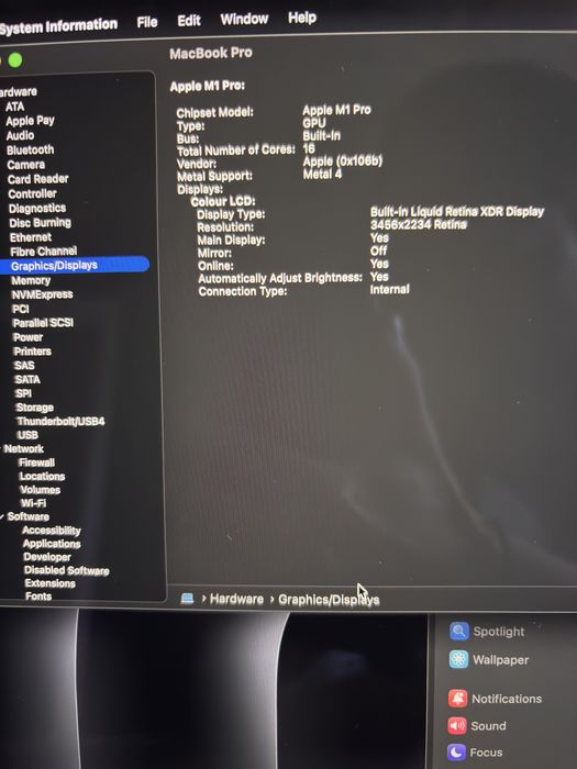 MacBook Pro 16” M1 Pro – 16GB RAM / 1TB SSD