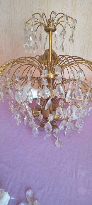 Продам люстру стеклянную
