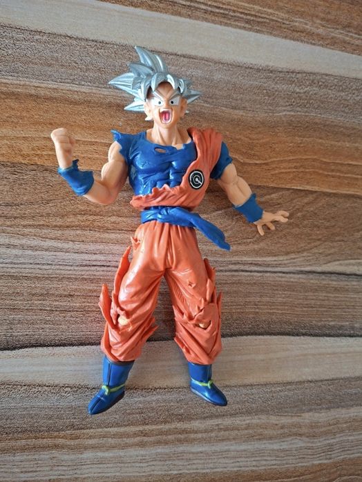 Figurina Son Goku Dragon Ball super