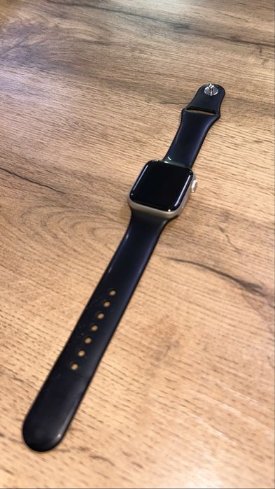 Apple watch SE продается