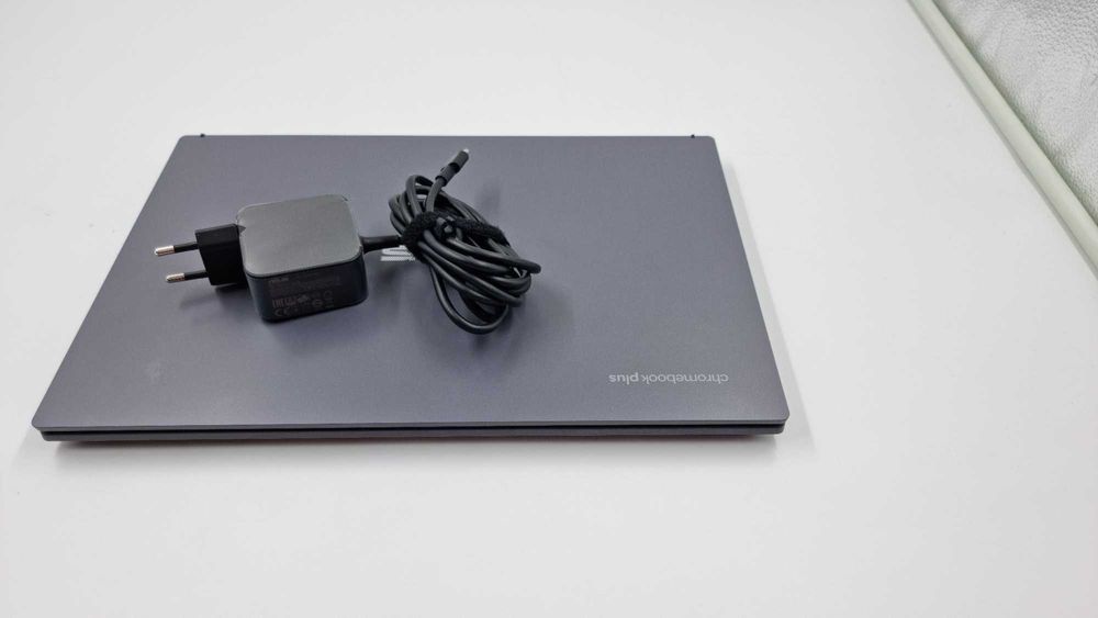 ChromeBook Asus CX3402CB [Amanet Club Caro ]