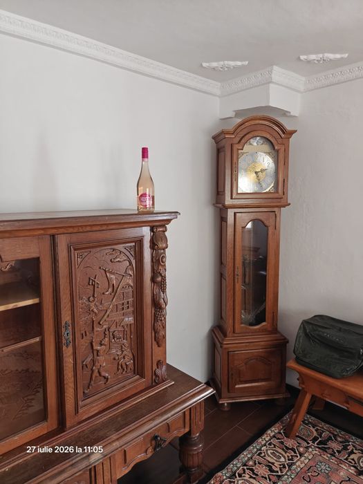 Ceas vintage cu pendulă de podea (Grandfather clock) - lemn masiv sculptat