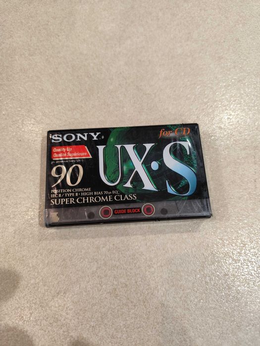 Аудио касета нова