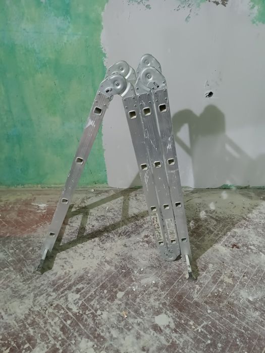 Многофункционална алуминиева стълба