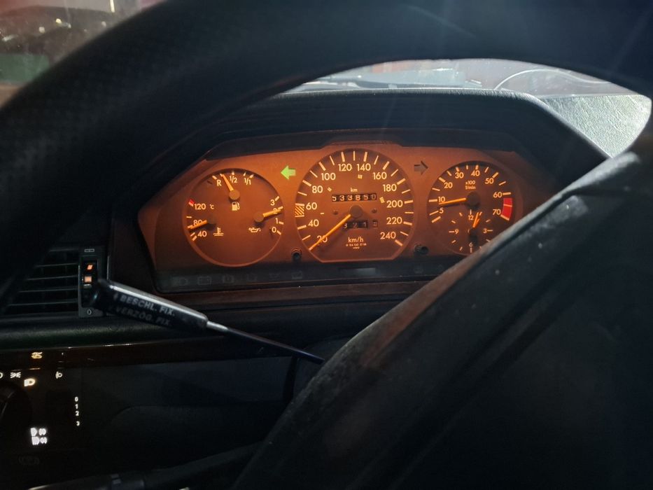 Мерседес 124 260е