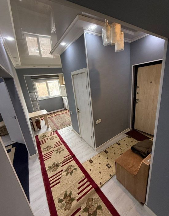 Юнусабад 6 квартал. Продается квартира 2/4/4