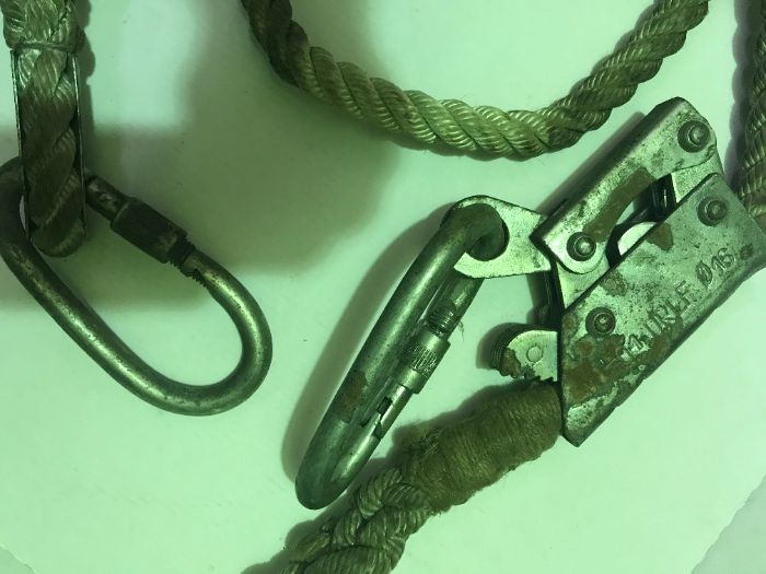 Coarda cu carabine si opritor