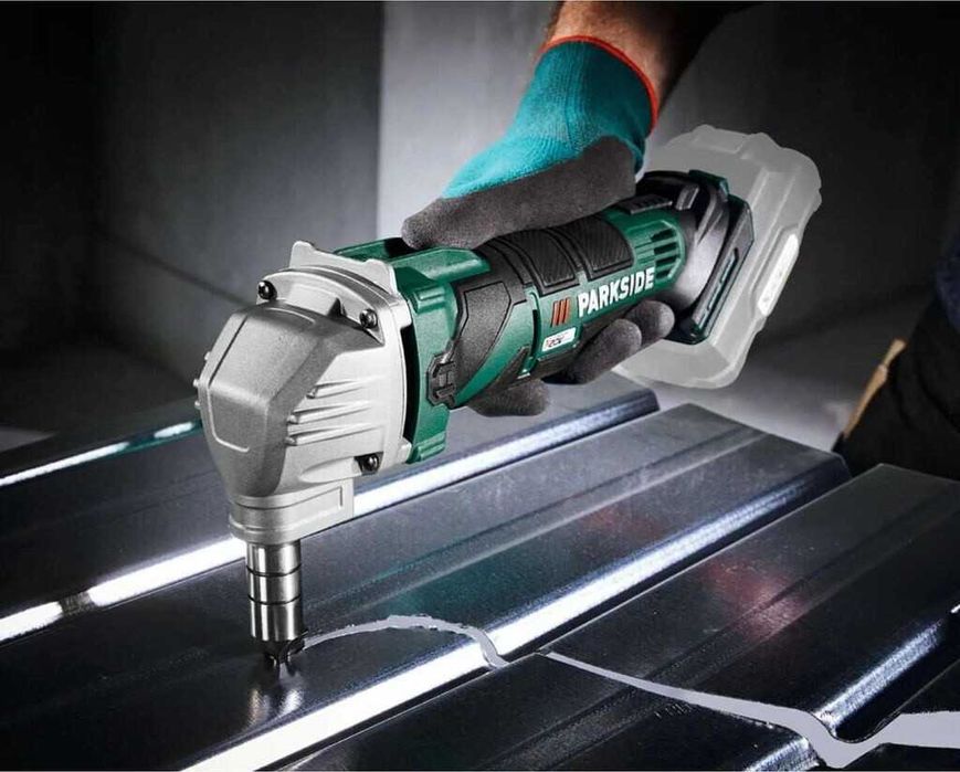 Foarfeca electrica taiat tabla Parkside PMKA 20-Li A1 20v acumulator