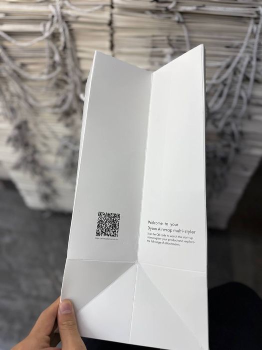 Фирменный картонный пакет dyson original