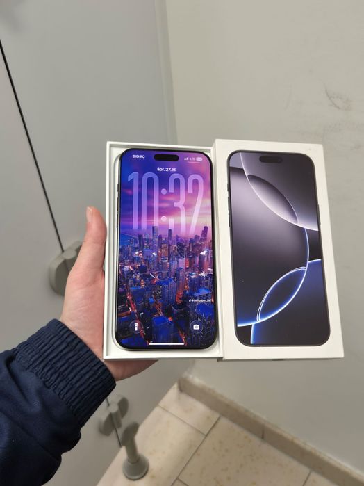 iPhone 16 Pro Max 256GB/100% baterie, accesorii incluse