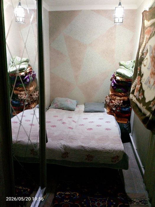 Продам 1 комнатную. С ремонтом и мебелью. Спутник -8