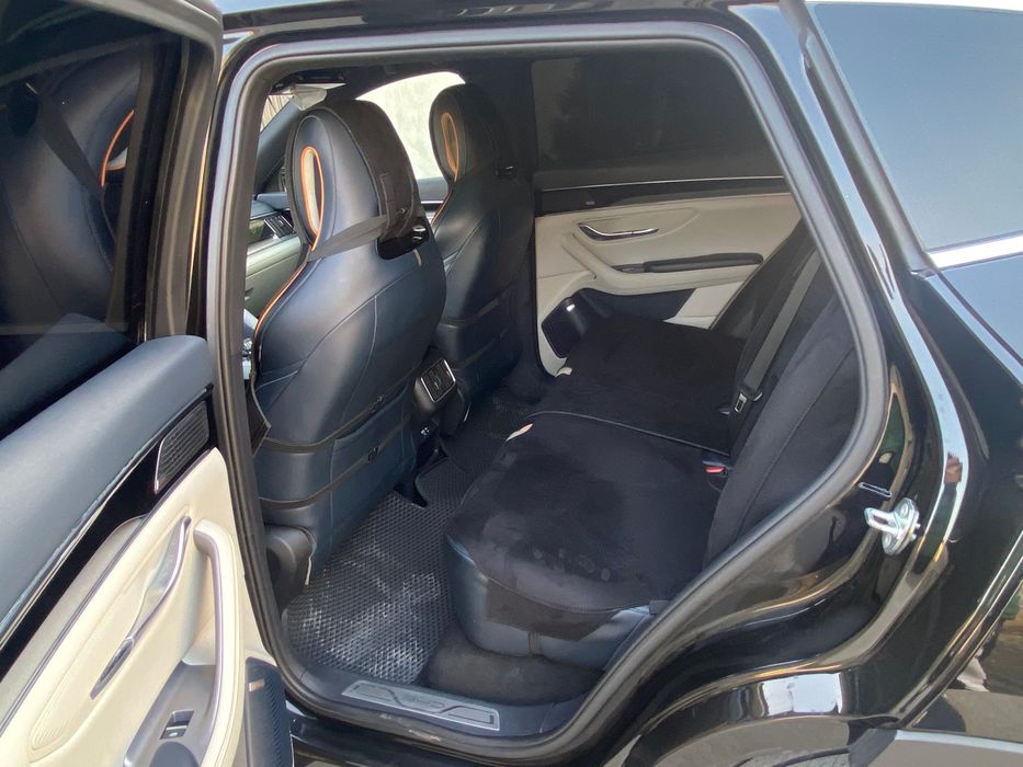 BYD Champion EV 605 km