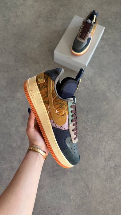 Air Force 1 Travis Scott “Cactus Jack”