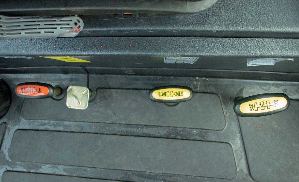 Трактор ZOOMLION RS1604