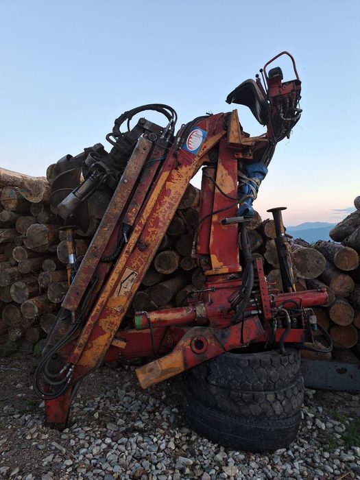 Кран Z за трупи с