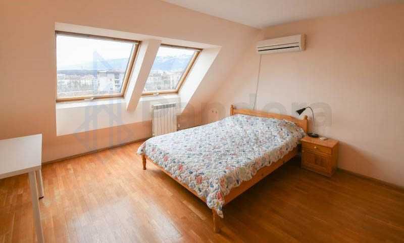 Дава се под наем Четиристаен апартамент в София, Център - 146 кв.м за 650 € - Снимка #3