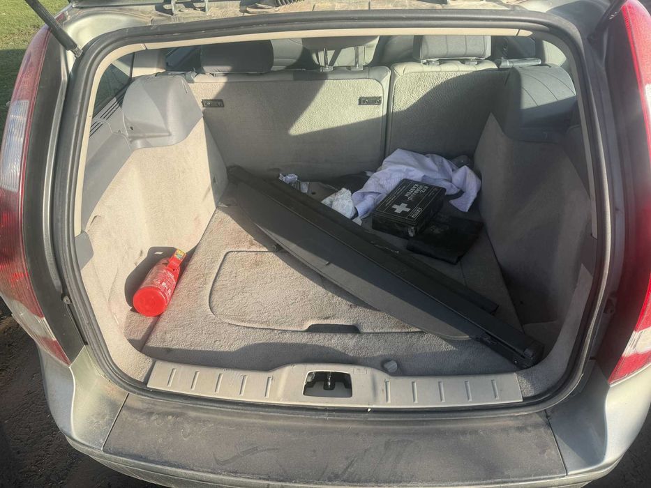volvo v50 1.8 i на части волво в50 теглич 1.8
