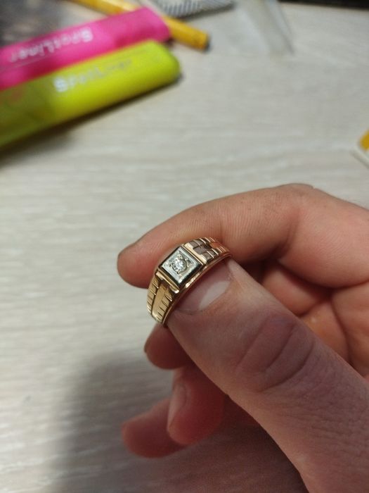 Золотая печатка 585