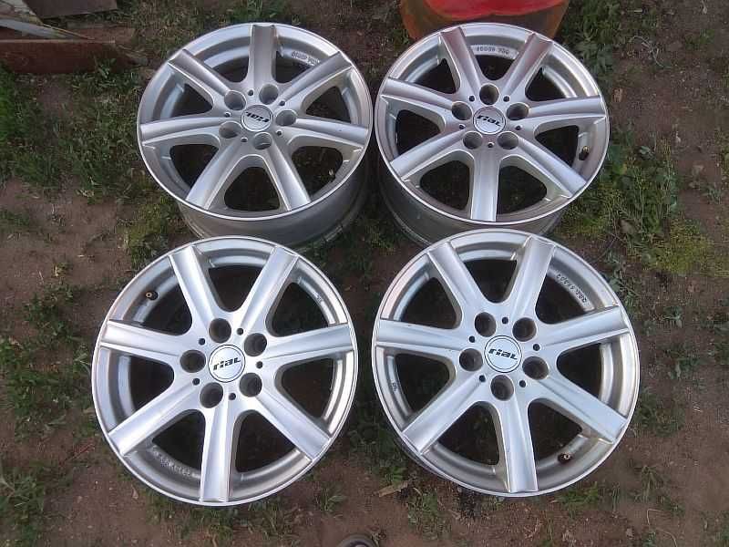 Продам оригинальные легкосплавные диски "Rial" на автомашину BMW 3