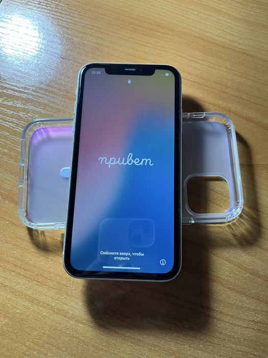 iPhone 11, в отличном состоянии