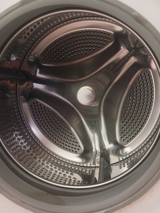 Продам стиральную машину